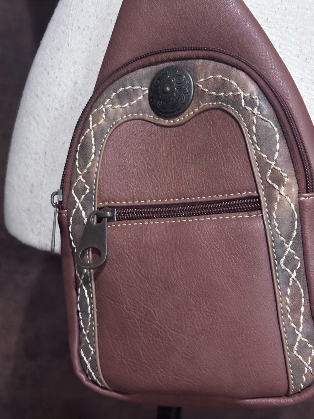 Nocona leather Ivy sling cross body - Picture 2 of 6